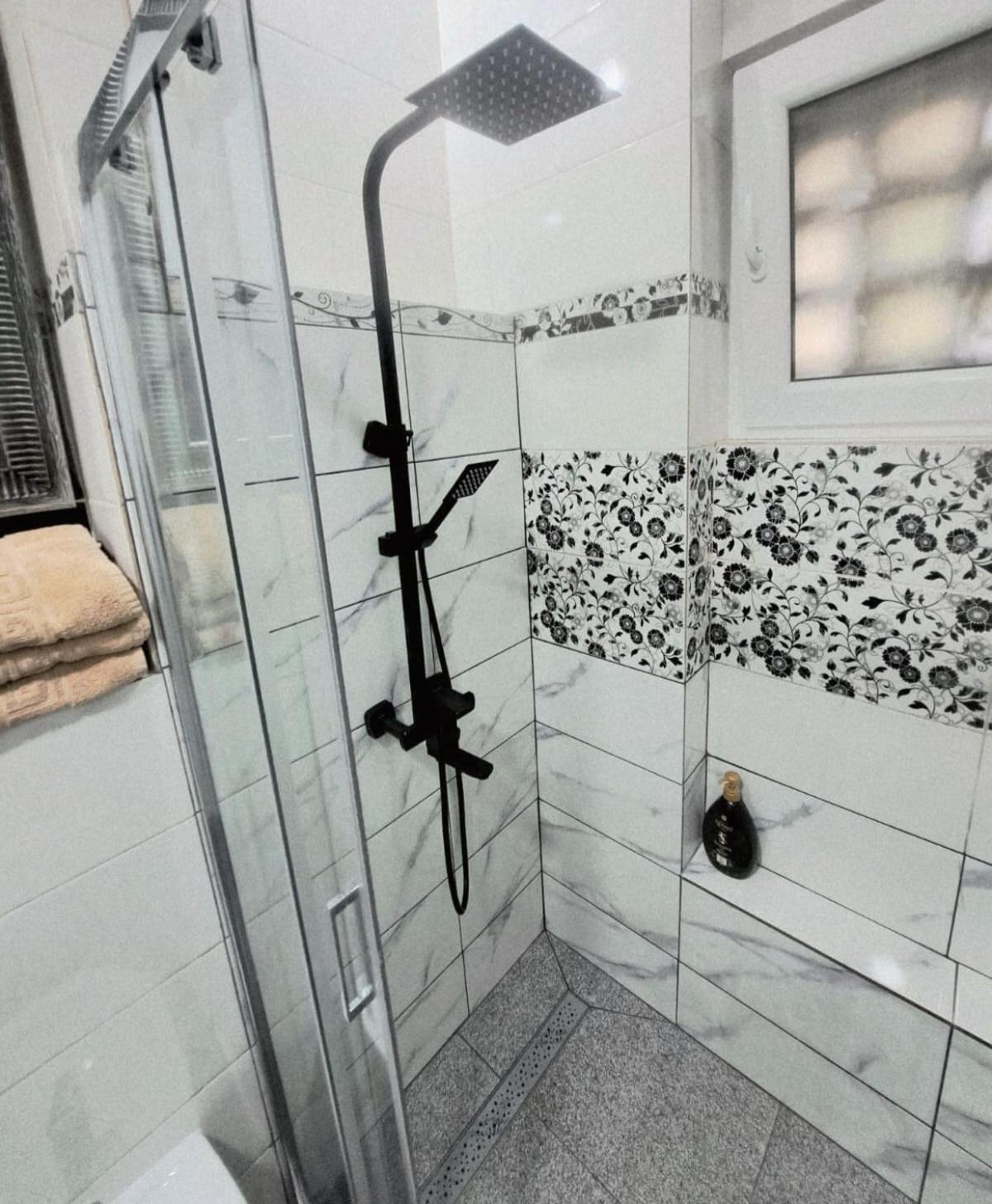 Apartament 3 Camere Hd 후네도아라 외부 사진